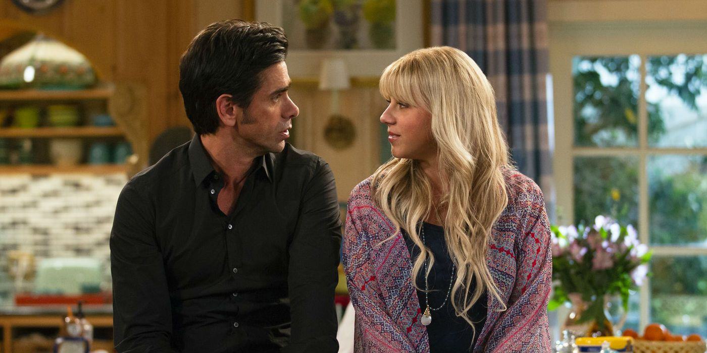 Fuller House Jesse and Stephanie look at each other