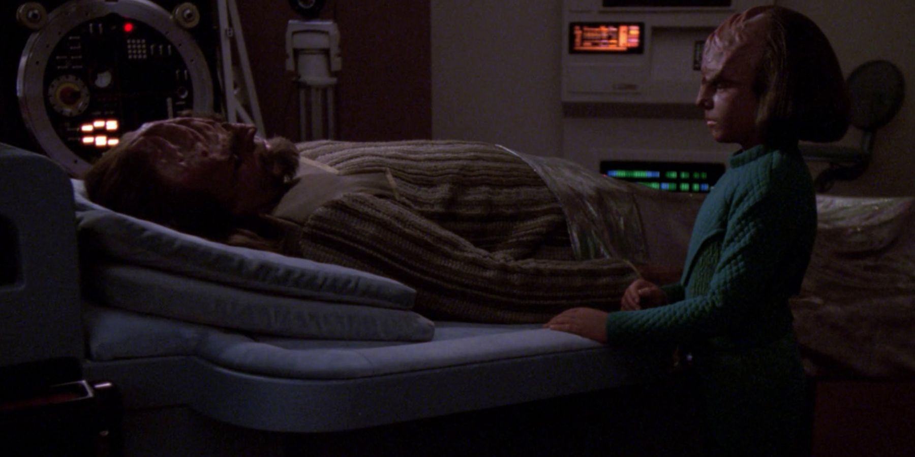 Worf comforts in the infirmary, son Alexander in Ethics