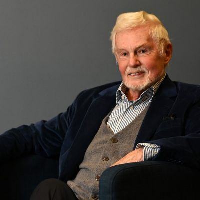 Derek Jacobi