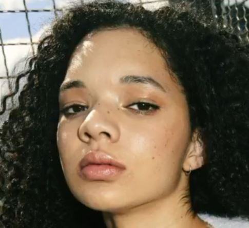 Tanzyn Crawford Bio, Age, Family, Dating, Net Worth