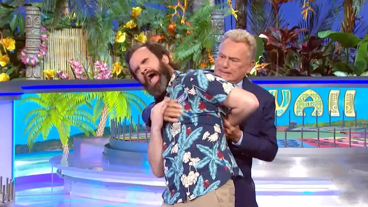 WATCH: Pat Sajak Tackle A video of a competitor in a strange moment goes viral on the Internet