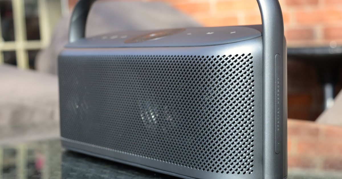 Anker Soundcore Motion X600 review: a mini metal boombox