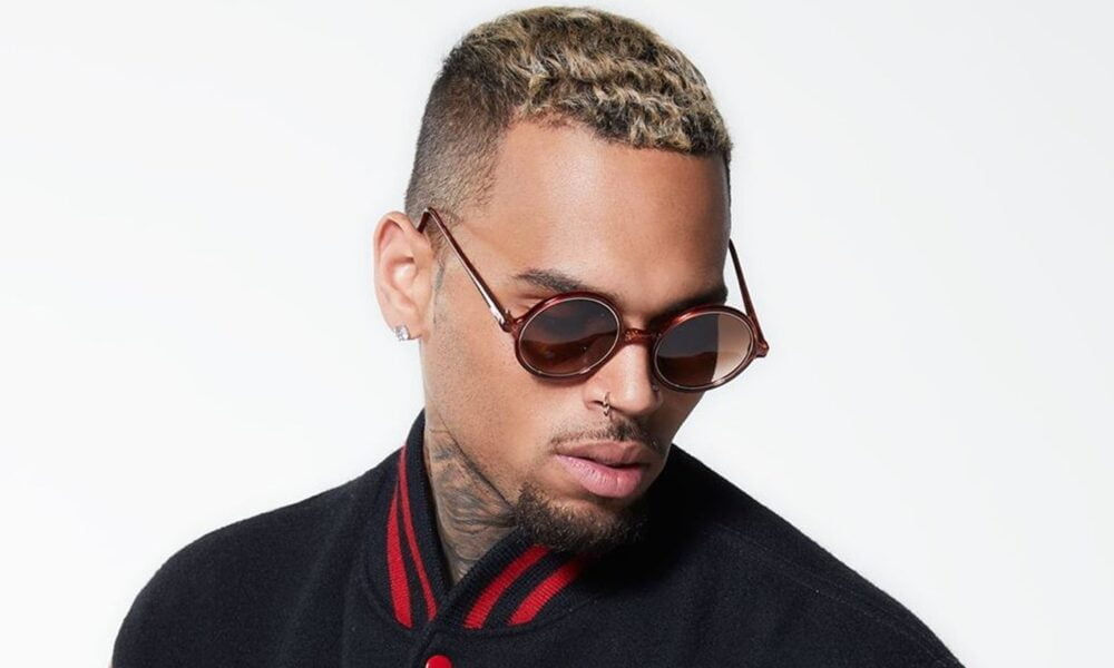 Chris Brown Calls Out Double Standard, Asks Why White Artists Aren’t Cancelled for Bad Behavior