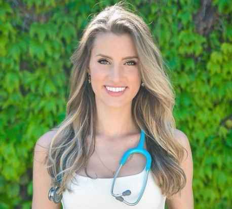 Kaity Biggar Bio, Family, Height, Net Worth, The Bachelor