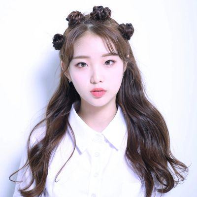 LOONA's YeoJin