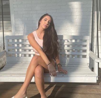 Naomi Ross Bio, Boyfriend, Adin Ross Sister, Net Worth