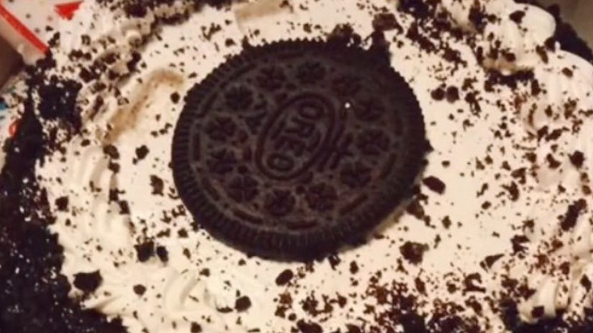 Oreo ‘cake illusion’ reveals HIDDEN secret about the brain – but leaves internet divided as only some say ‘it jiggles’