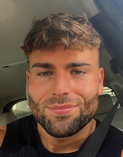 Tom Clare Bio, Family, Height, Dating Status, Love Island