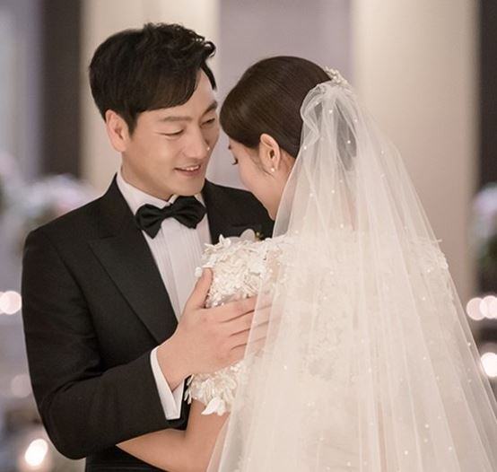 Who Is Money Heist Actor Park Hae-soo Wife? Details Here!