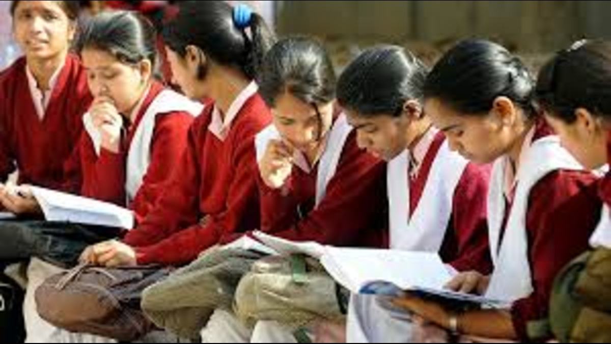 CBSE allows Indian Languages as medium of instruction