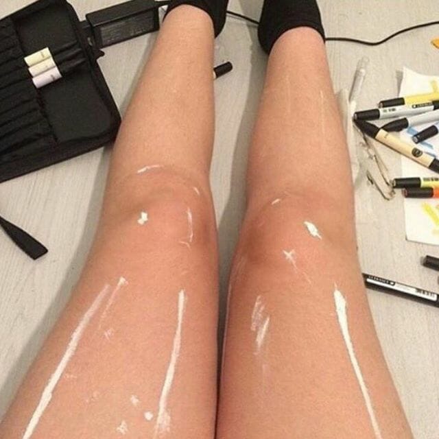 Can you see anything strange about these legs? Optical illusion has people arguing about what’s really going on