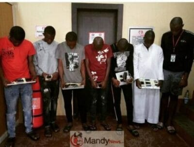 EFCC Arrests Five Undergraduates, 12 Others For Internet Fraud