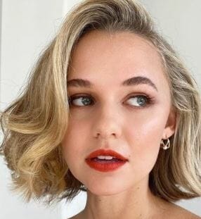 Madison Iseman Boyfriend, Dating, Net Worth, Political Views