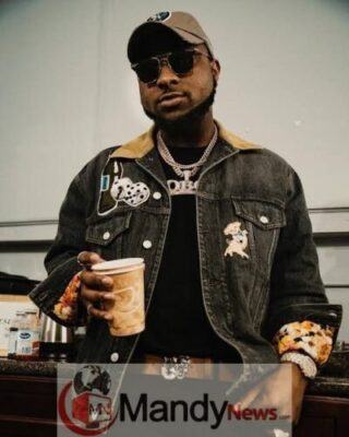 "My Mama Dey My Back Make Una Continue" - Davido Brags