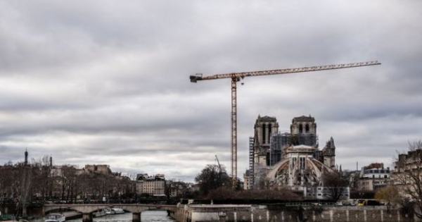 Notre Dame : the reconstruction work will begin in January of 2021