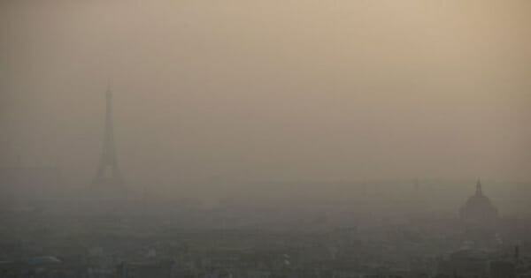 The air pollution can worsen the impact of the virus, according to a study