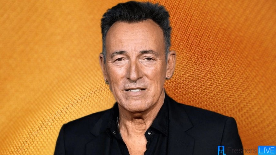 Bruce Springsteen Net Worth in 2023 How Rich is He Now?