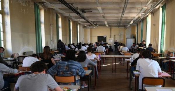 Ile-de-France : assistance of 100 euros for the high school scholars