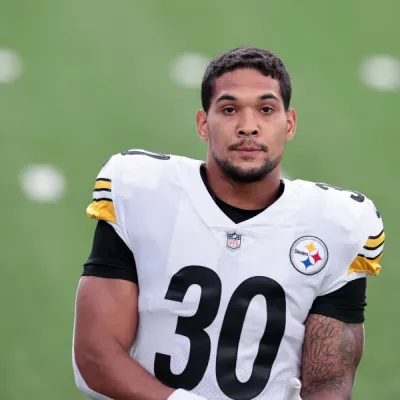 James Conner- Wiki, Age, Height, Girlfriend, Net Worth, Ethnicity, Career