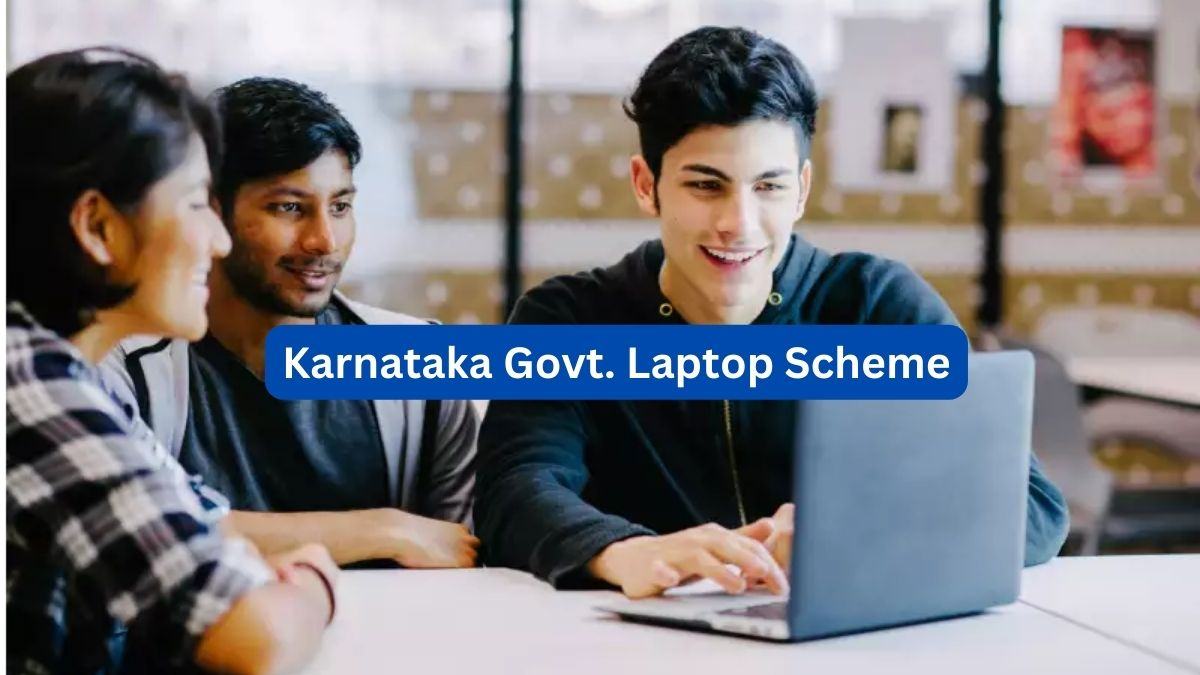 Karnataka CM Laptop Distribution