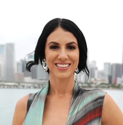 Liliana Lopez Bio, Age, Married, Net Worth, Hot Yachts Miami