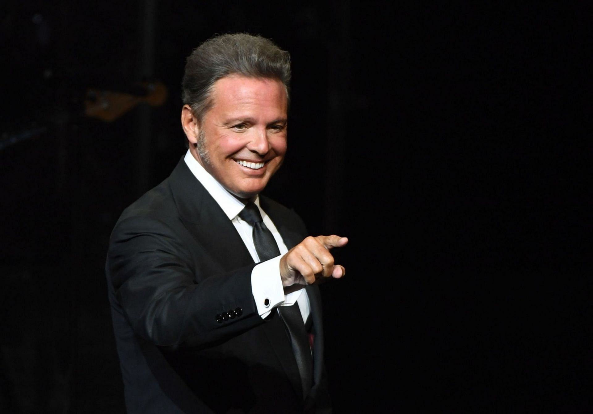 Luis Miguel at the The Colosseum at Caesars Palace in Las Vegas, Nevada  on September 12, 2019 (Image via Getty Images)