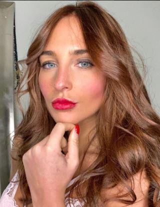 Maeva D’Ascanio Bio, Parents, Net Worth, Height, Teeth