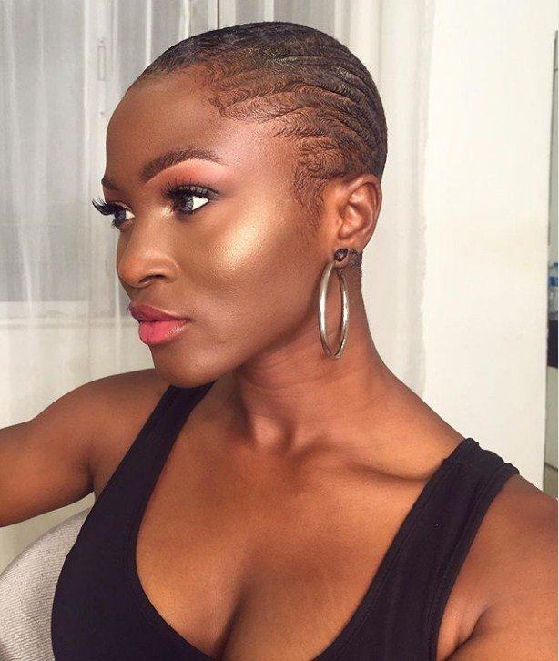 Nigerian Rapper, Eva Alordiah Debuts New Look (Photo)