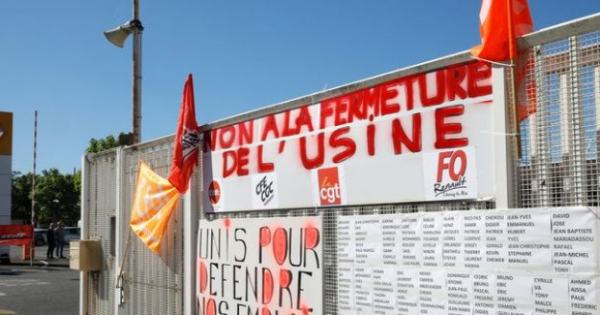 Renault : spontaneous manifestation of the workers of Choisy-le-Roy, on strike since Tuesday