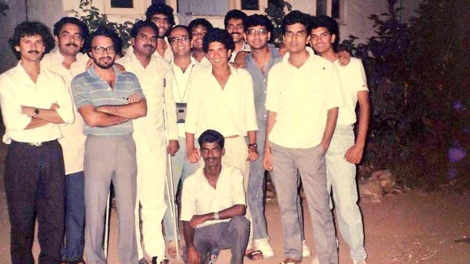 Sachin Tendulkar celebrates Friendship Day with old pic of him with his friends