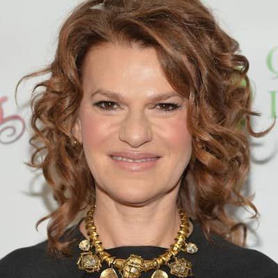 Sandra Bernhard