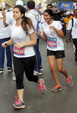 She was the youngest fundraiser in the Apna Le Mumbai Marathon (2013). She likes to participate in charity marathons.