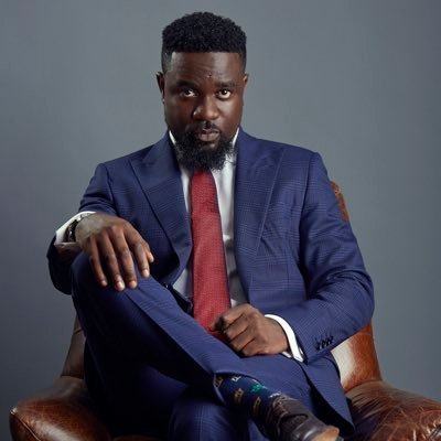 Sarkodie Shares Photo Of His Siblings (Photo)