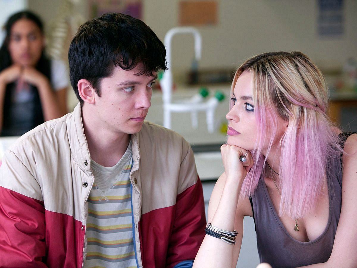 Asa Butterfield and Emma Mackey in Sex Education Season 1 (Image via Netflix)