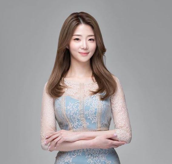 Shin Ji-Yeon Bio, Age, Job, IG, Moon Se-Hoon, Singles Inferno