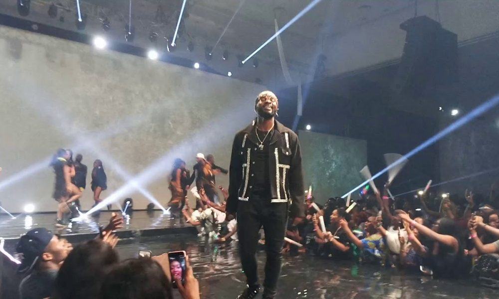 Watch Davido And Falz Perform Bad, Badoo, Baddest At #TheFalzExperience (Video)