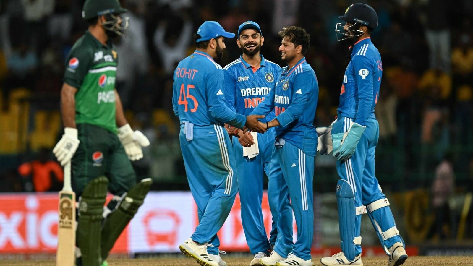 India emerges victorious in Asia Cup with Pakistan, netizens rejoice