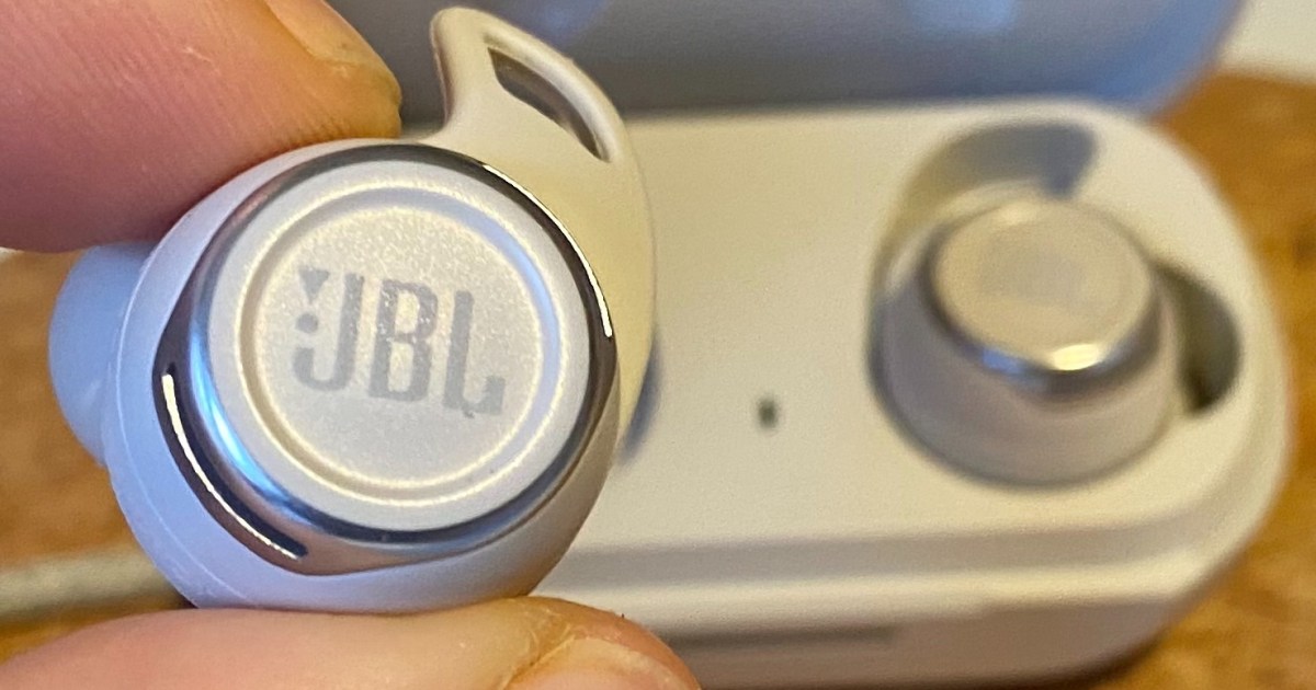 JBL Reflect Flow Pro review: Spectacular sport earbuds