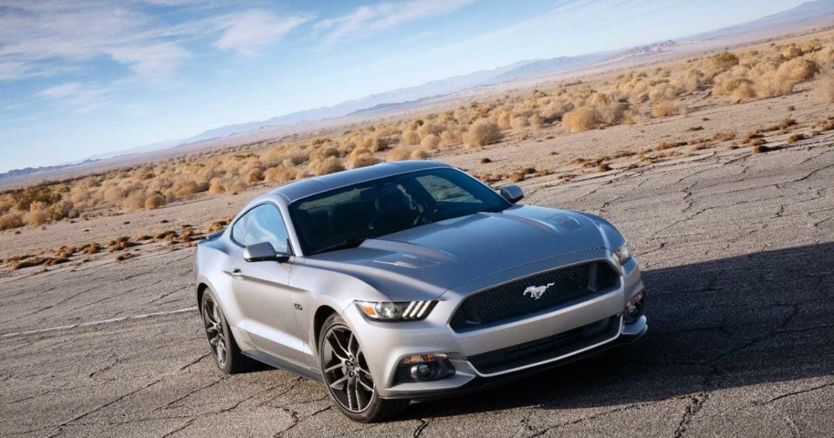 Out with the old, in with the new: 2014 Ford Mustang vs 2015 Ford Mustang