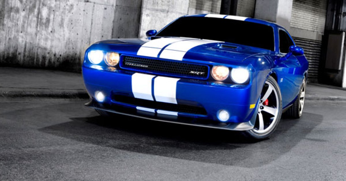 2011 Dodge Challenger SRT8 Review