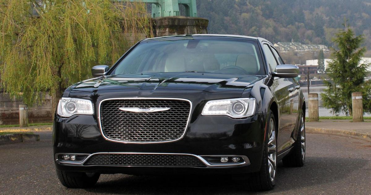 2015 Chrysler 300C Platinum review