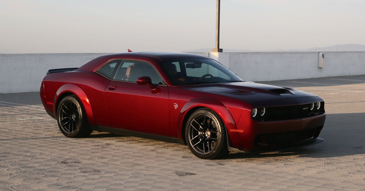 2018 Dodge Challenger SRT Hellcat Widebody review