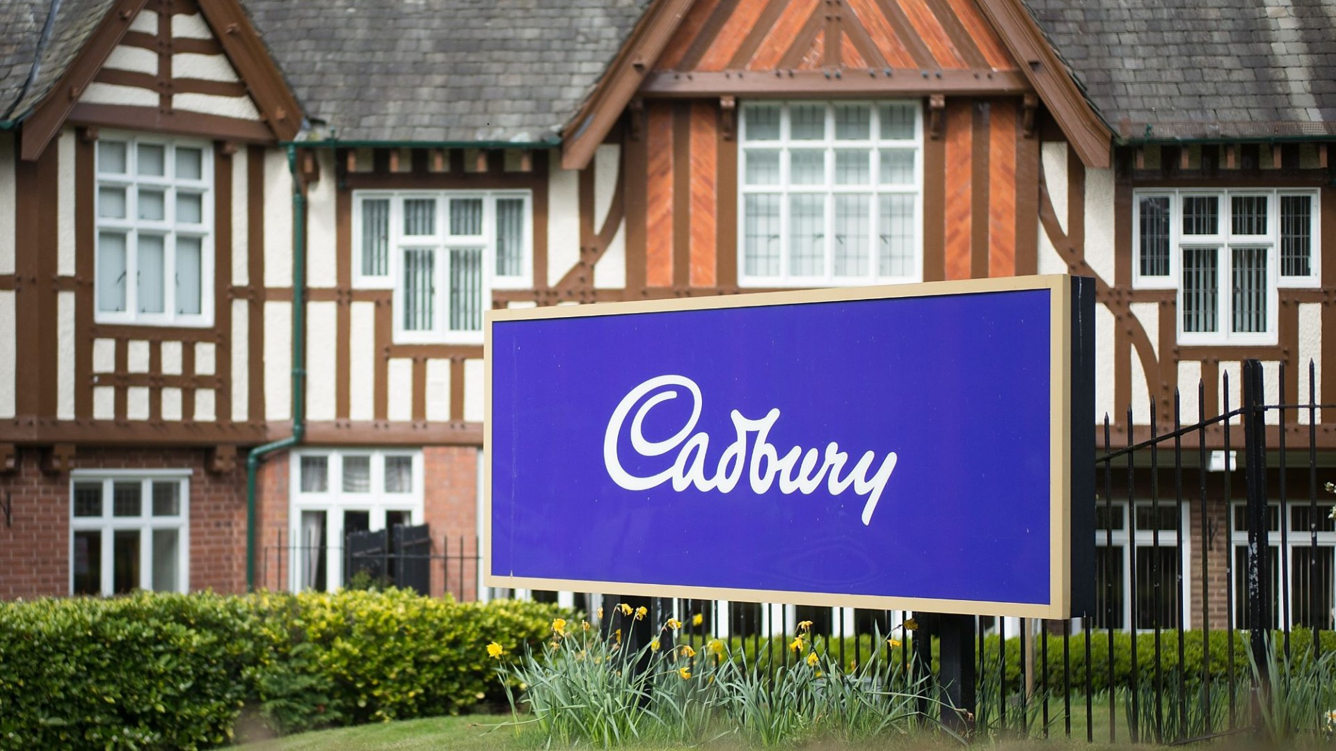 Cadbury axes popular chocolate from shelves for good - and fans are gutted