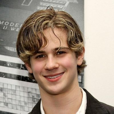 Connor Paolo