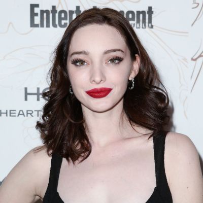 Emma Dumont