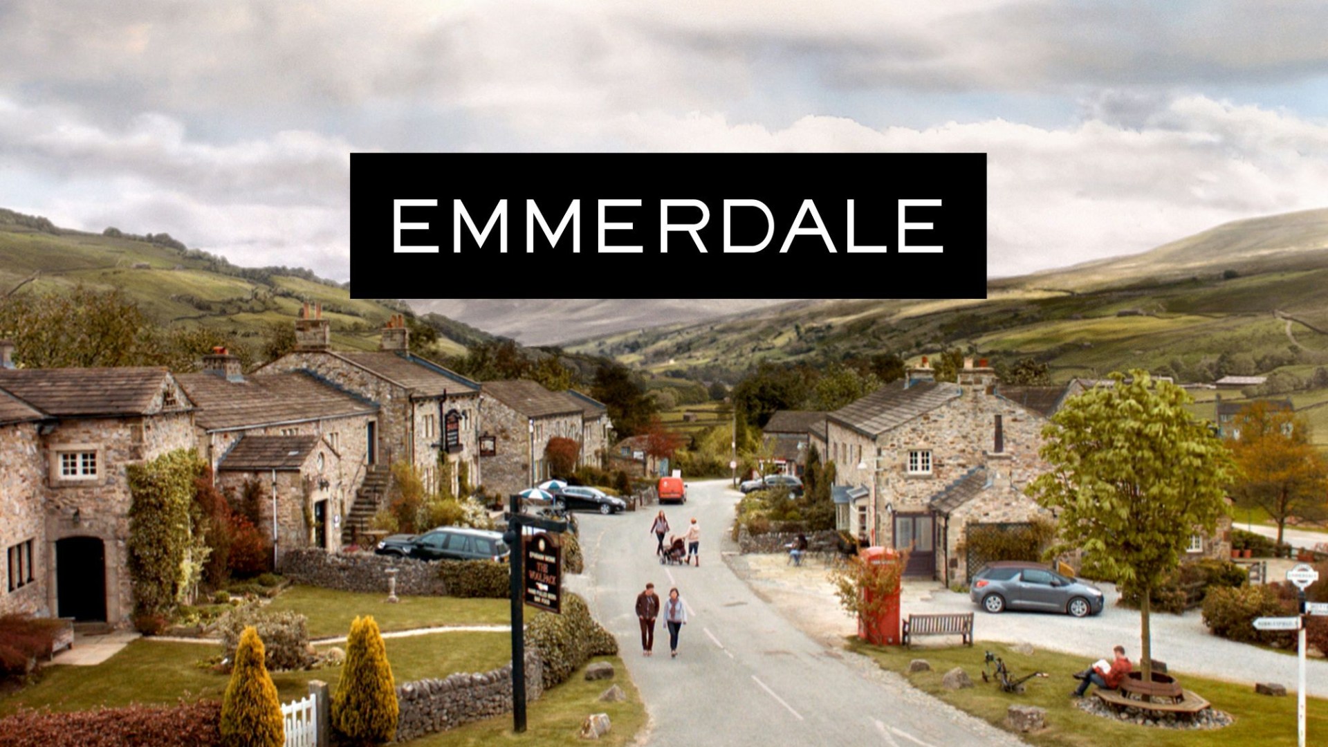 Emmerdale legend CONFIRMS soap exit after 25 years on ITV show and reveals new job