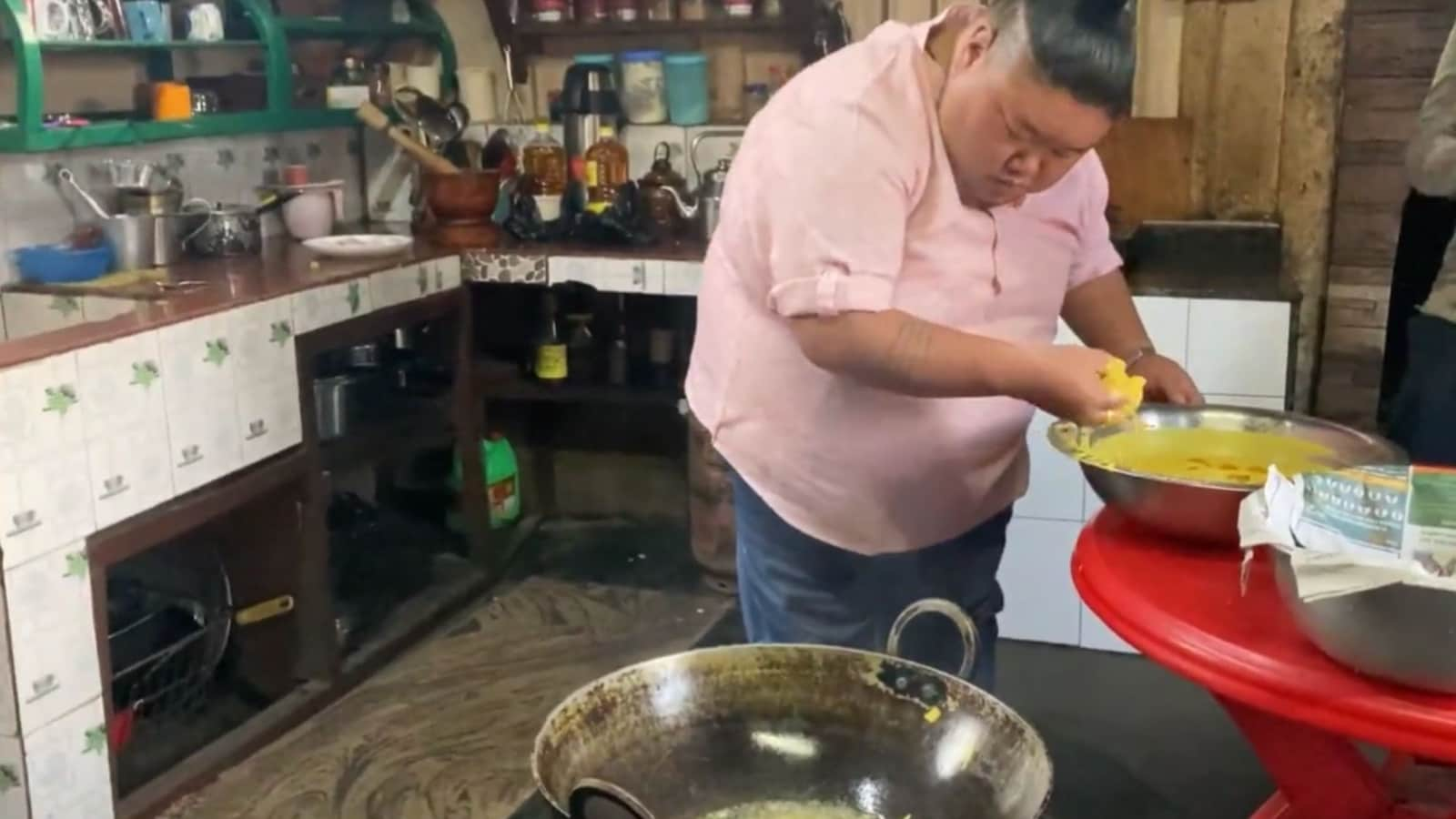 Nagaland minister dons chef’s hat, cooks vada pav from scratch