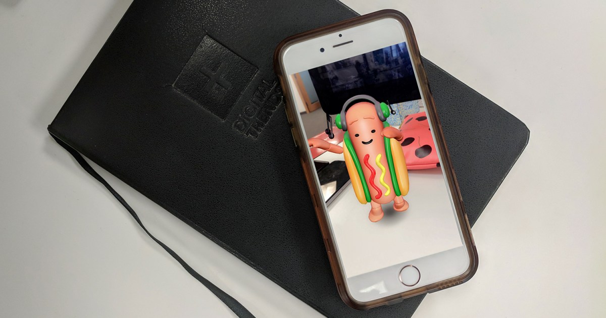 You can now buy that dancing hot dog plush toy from the Snapchat Store