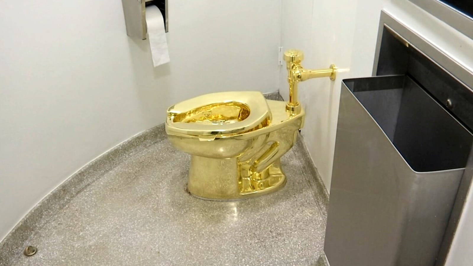 4 face charges years after theft of $6 million functional gold toilet