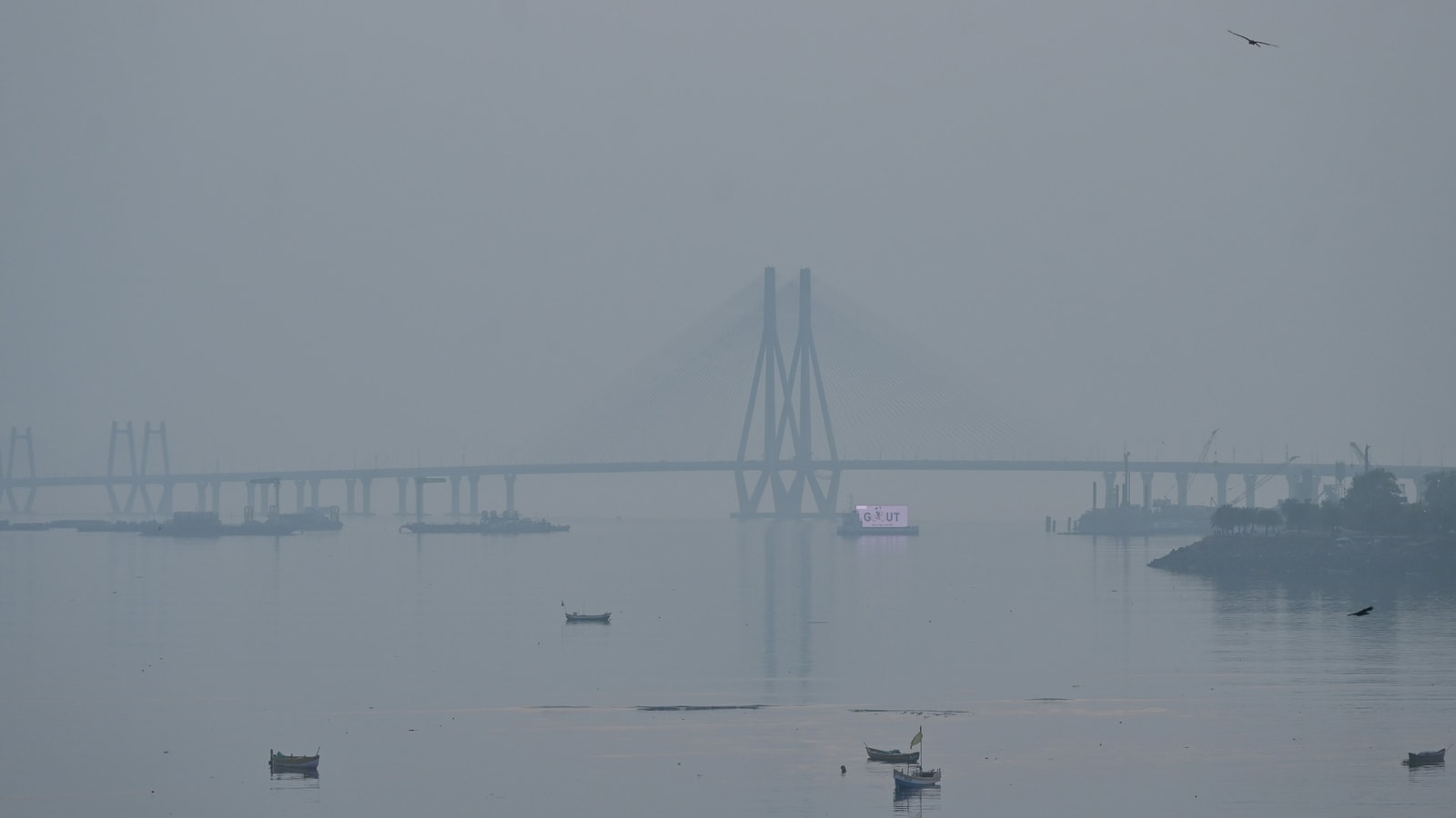 After Delhi, Mumbai turns hazy due to air pollution, X reacts